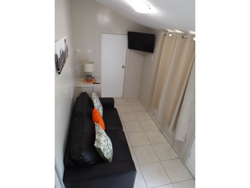 25 Hodge Street, Kingaroy QLD 4610