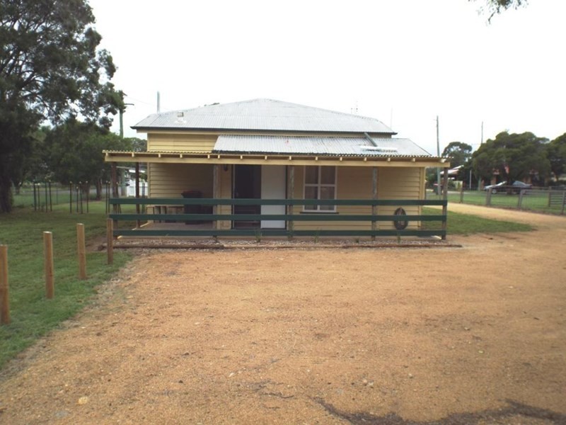 25 Hodge Street, Kingaroy QLD 4610