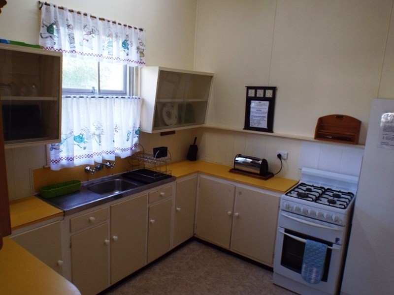 3 Mant Street, Kingaroy QLD 4610