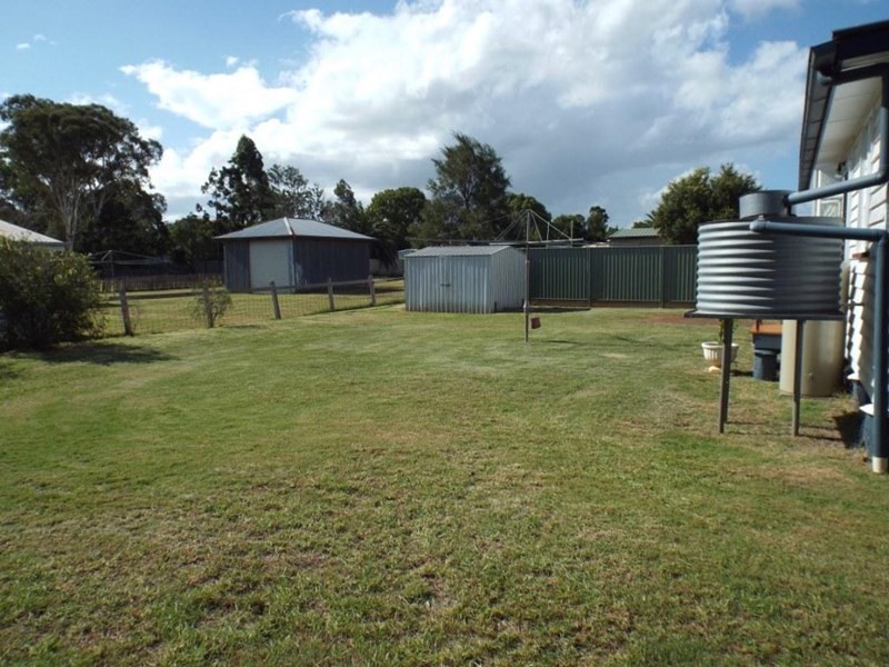 3 Mant Street, Kingaroy QLD 4610