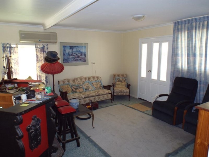 Wattle Camp QLD 4615