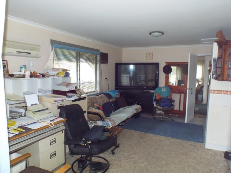 Wattle Camp QLD 4615