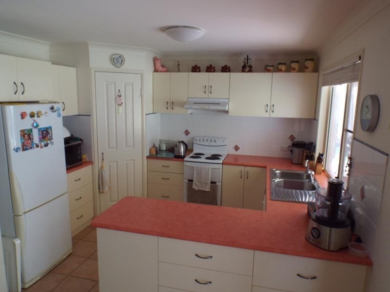 16 Outridge Street, Wondai QLD 4606