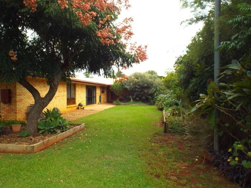 21 Bella Vista Avenue, Kingaroy QLD 4610