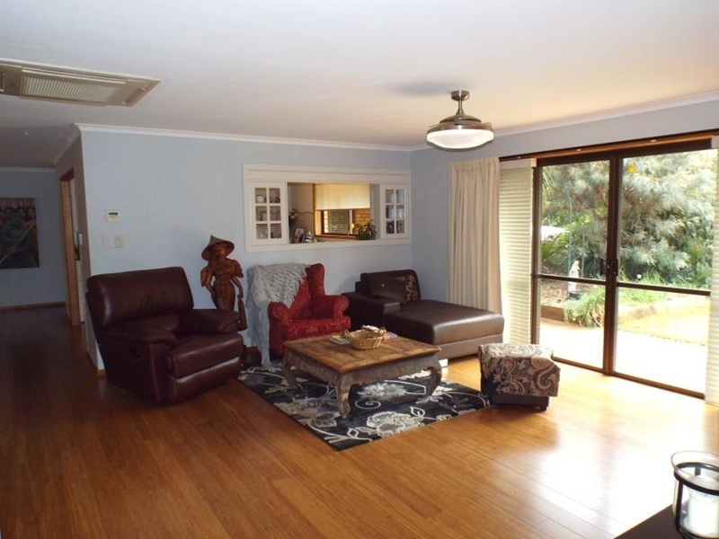 21 Bella Vista Avenue, Kingaroy QLD 4610