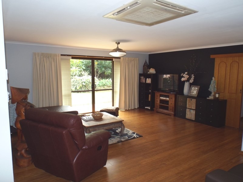 21 Bella Vista Avenue, Kingaroy QLD 4610