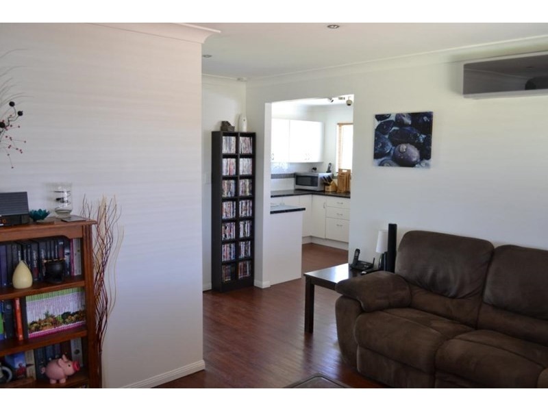 19 Birdie Street, Nanango QLD 4615