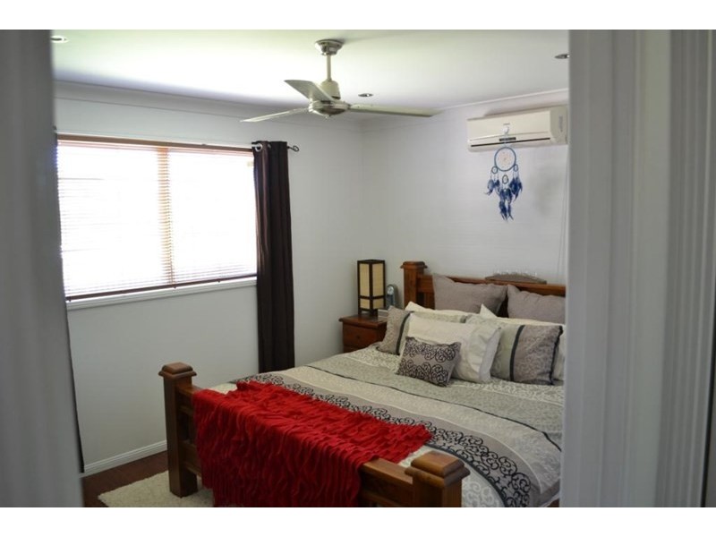 19 Birdie Street, Nanango QLD 4615