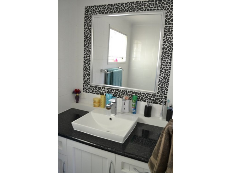 19 Birdie Street, Nanango QLD 4615