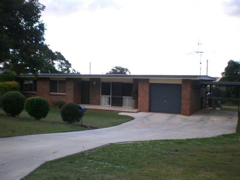 98-100 Moore Street, Kingaroy QLD 4610