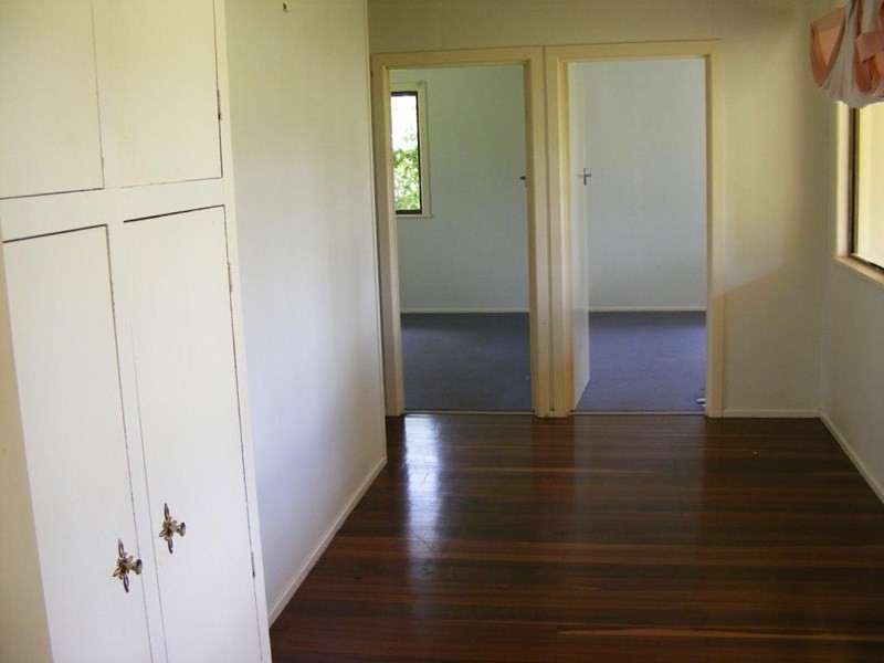 Blackbutt QLD 4306