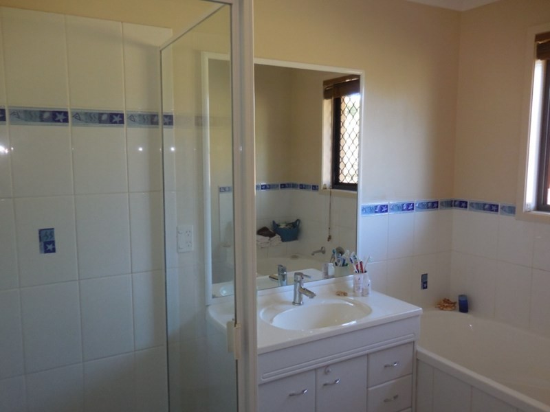 11 tidar, Kingaroy QLD 4610