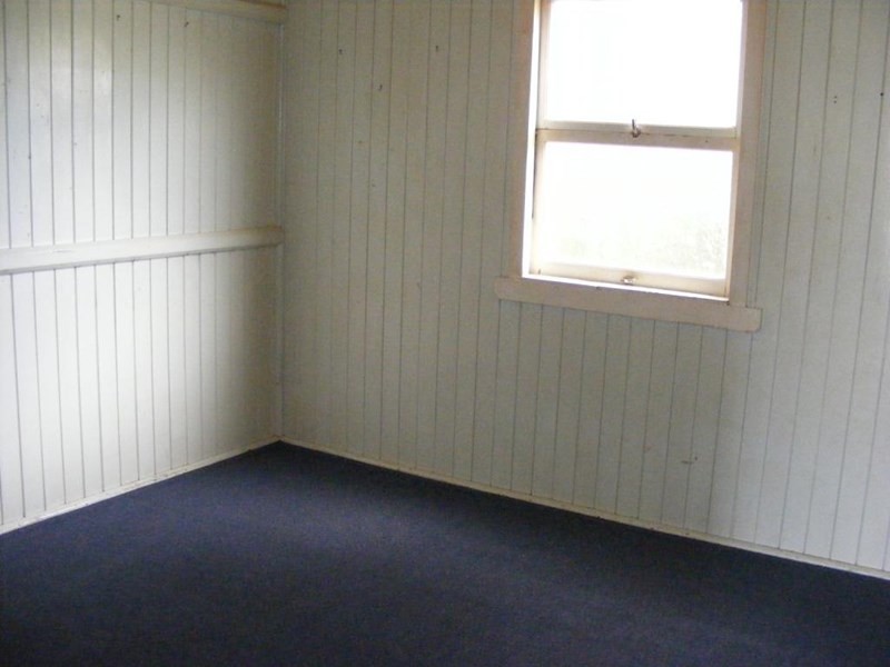 61 Barr-Smith, Yarraman QLD 4614