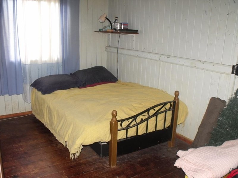 67 Chester Street, Nanango QLD 4615