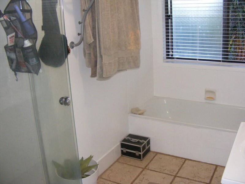 26 Bunker Avenue, Nanango QLD 4615