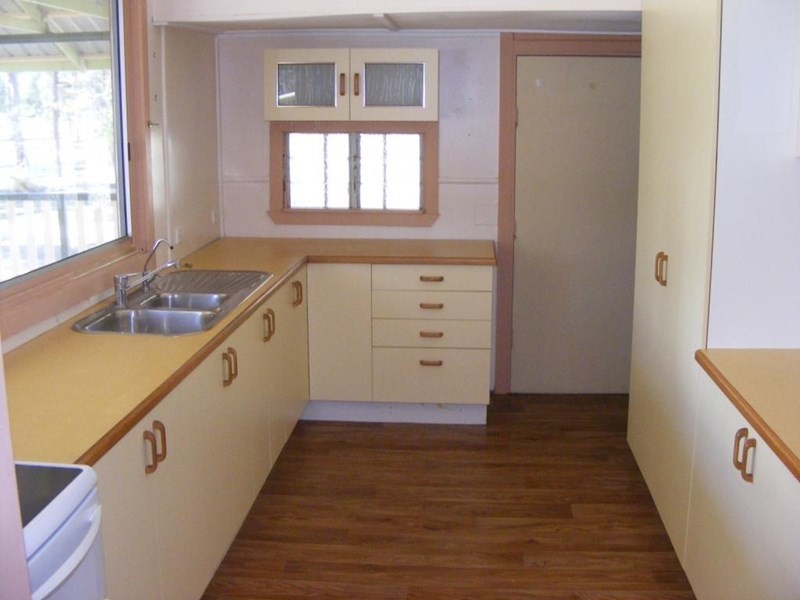 26 G.S.Wilson Dve., Nanango QLD 4615