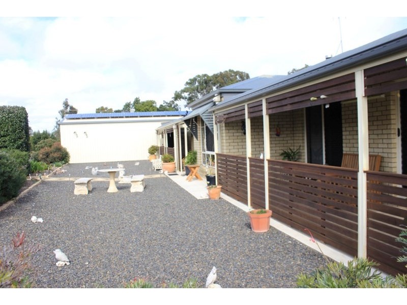 9 albion, Kingaroy QLD 4610