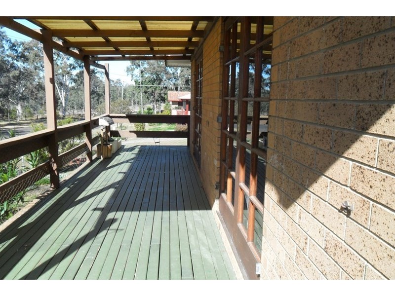 7 Chester Street, Nanango QLD 4615