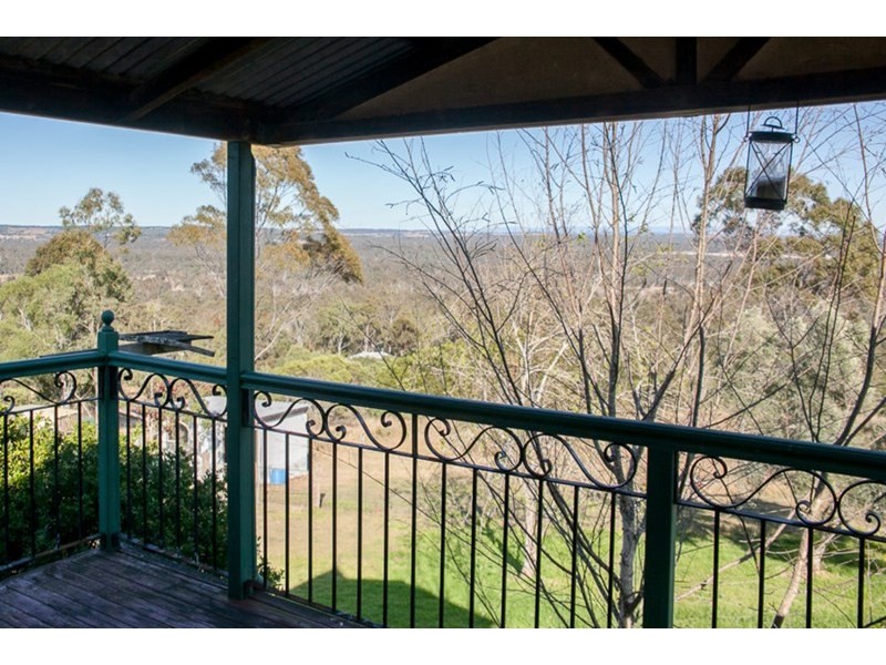 37 Hicken Way, Nanango QLD 4615