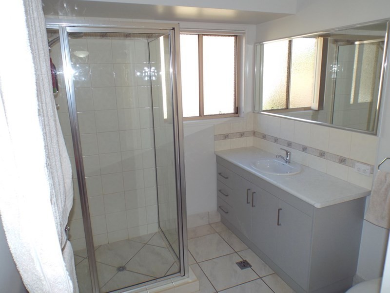 34 Hillview Parade, Kingaroy QLD 4610