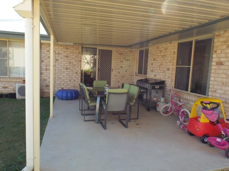 34 Hillview Parade, Kingaroy QLD 4610