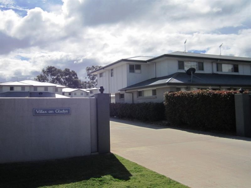 6/6-8 gladys, Kingaroy QLD 4610