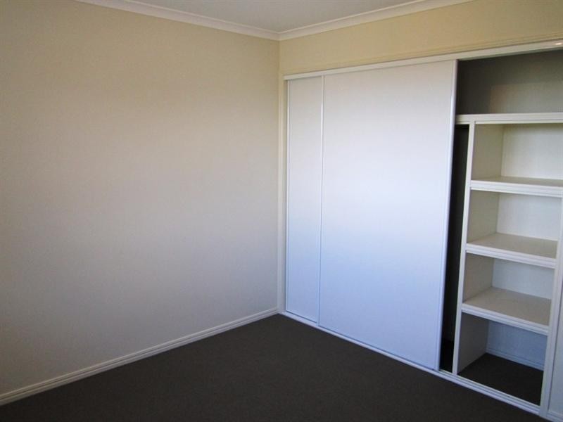 6/6-8 gladys, Kingaroy QLD 4610