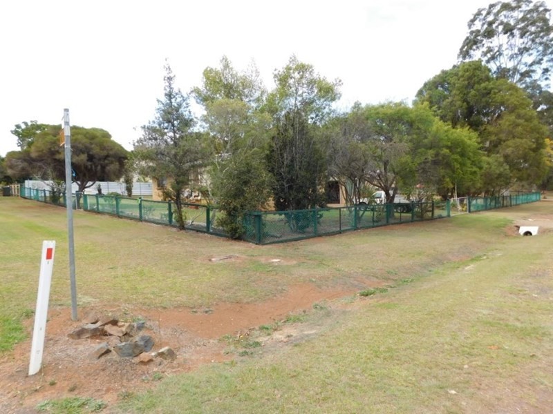 Blackbutt QLD 4306