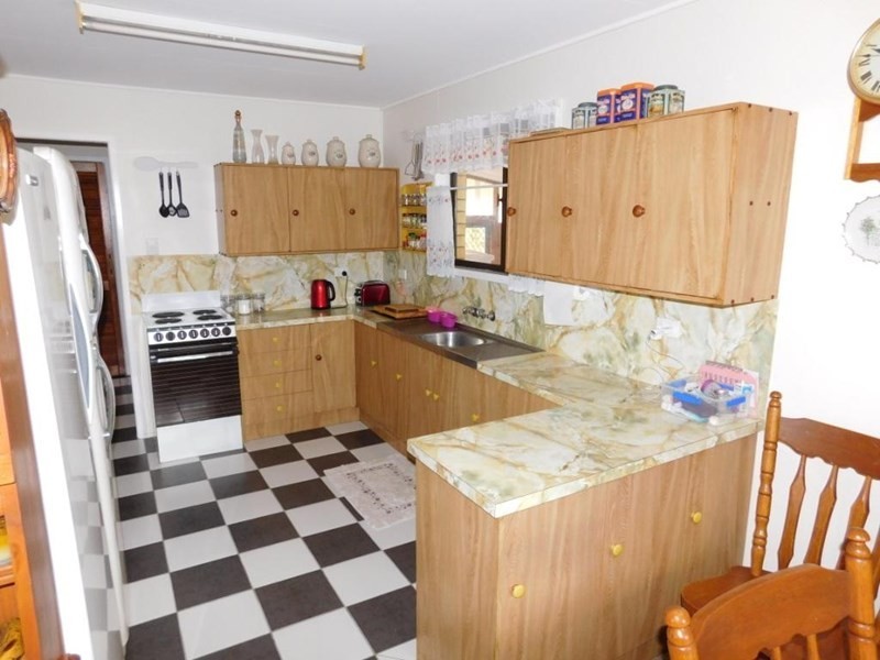 Blackbutt QLD 4306