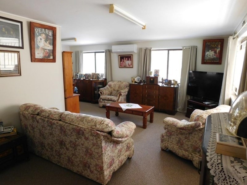 Blackbutt QLD 4306