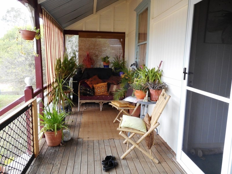 43 Normanby Street, Nanango QLD 4615