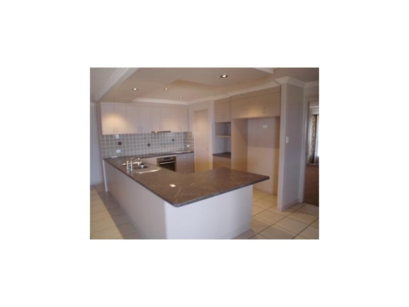 35 Hillview Parade, Kingaroy QLD 4610