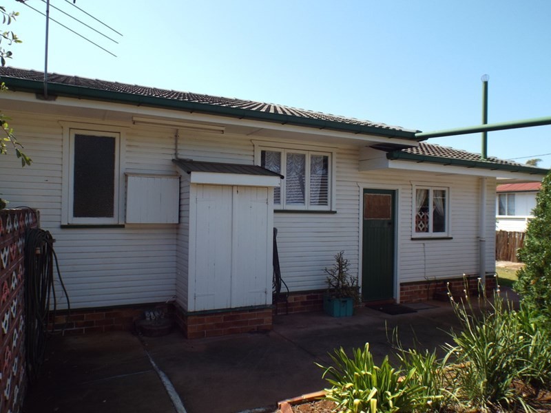 9 Burnett Street, Kingaroy QLD 4610