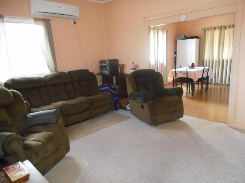 280 Parsons Road, Nanango QLD 4615