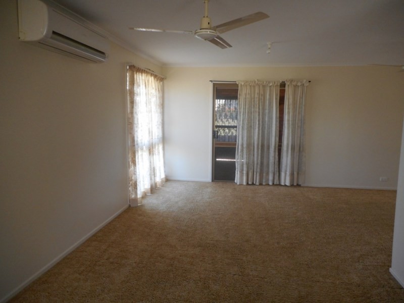 2 Watson Street, Yarraman QLD 4614