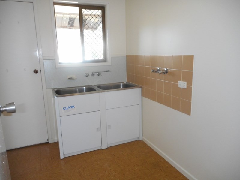 2 Watson Street, Yarraman QLD 4614
