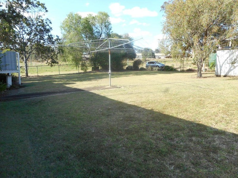 2 Watson Street, Yarraman QLD 4614