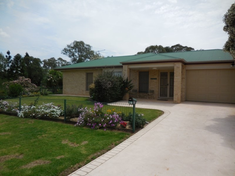 39 BURNETT, Kingaroy QLD 4610