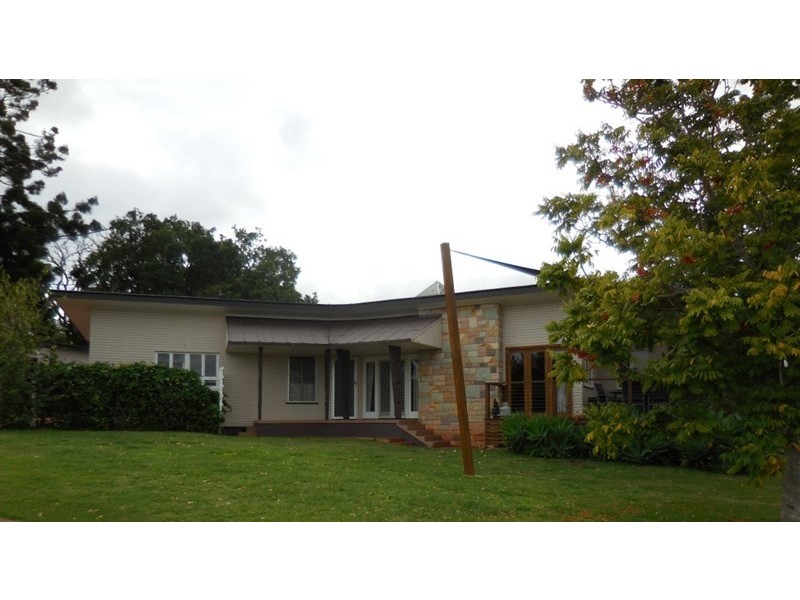 22 webster, Kingaroy QLD 4610