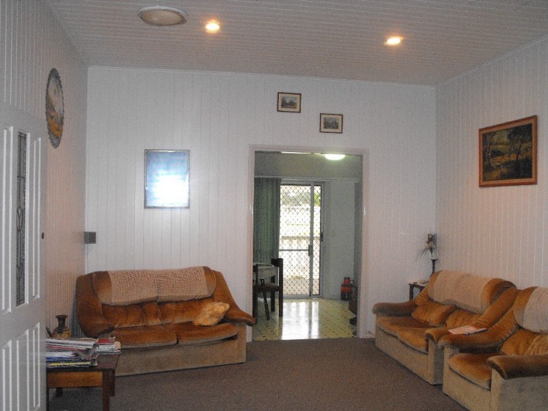 Blackbutt QLD 4306
