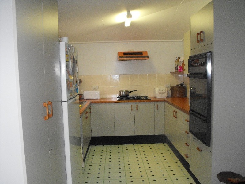 Blackbutt QLD 4306