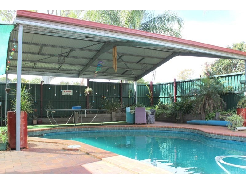 18 Albert Street, Kingaroy QLD 4610