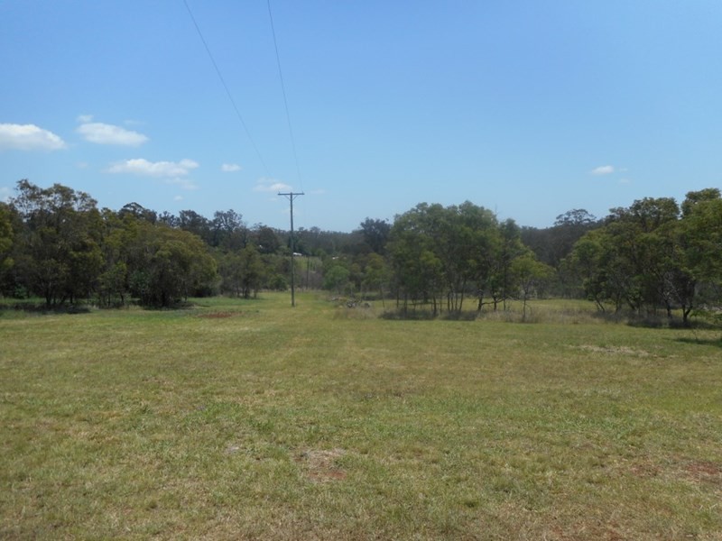 76 Brights Road, Nanango QLD 4615