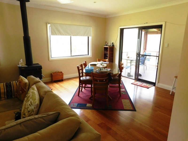 232 Franks Road, Blackbutt QLD 4306