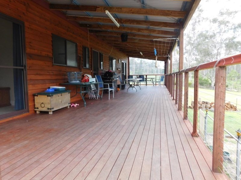 232 Franks Road, Blackbutt QLD 4306