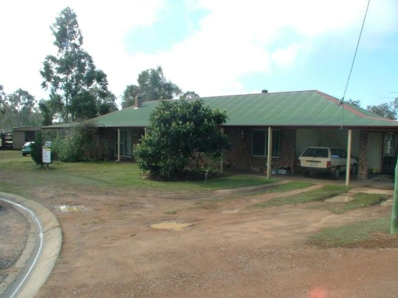 9 Hibiscus Court, Nanango QLD 4615