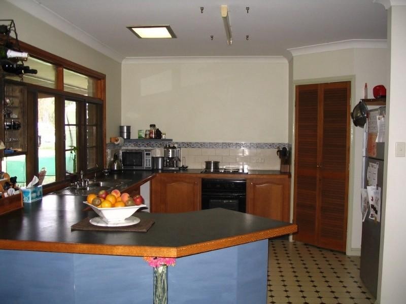 9 Hibiscus Court, Nanango QLD 4615