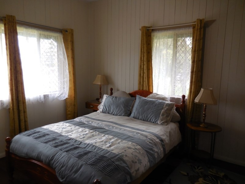 2 AGNES, Kingaroy QLD 4610