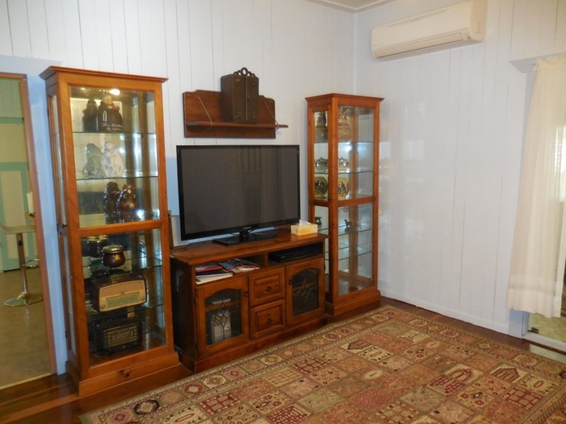 2 AGNES, Kingaroy QLD 4610