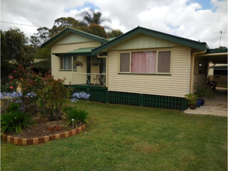 2 AGNES, Kingaroy QLD 4610